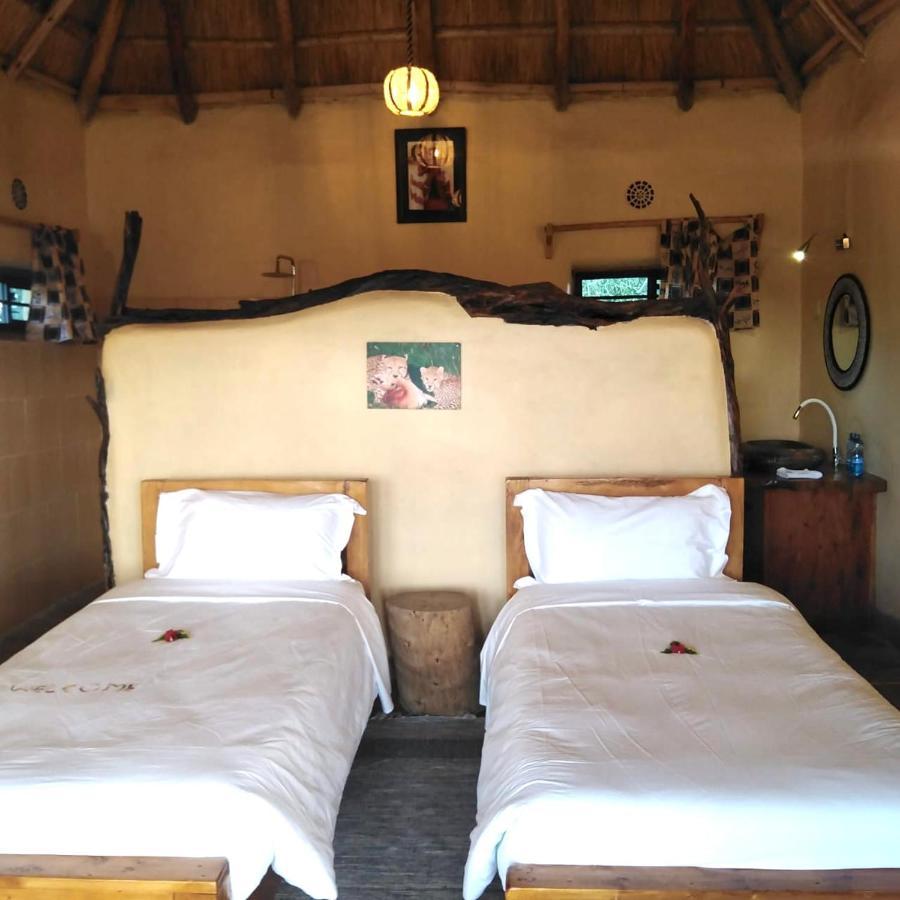 Olaloi Mara Camp Villa มาไซมารา ภายนอก รูปภาพ