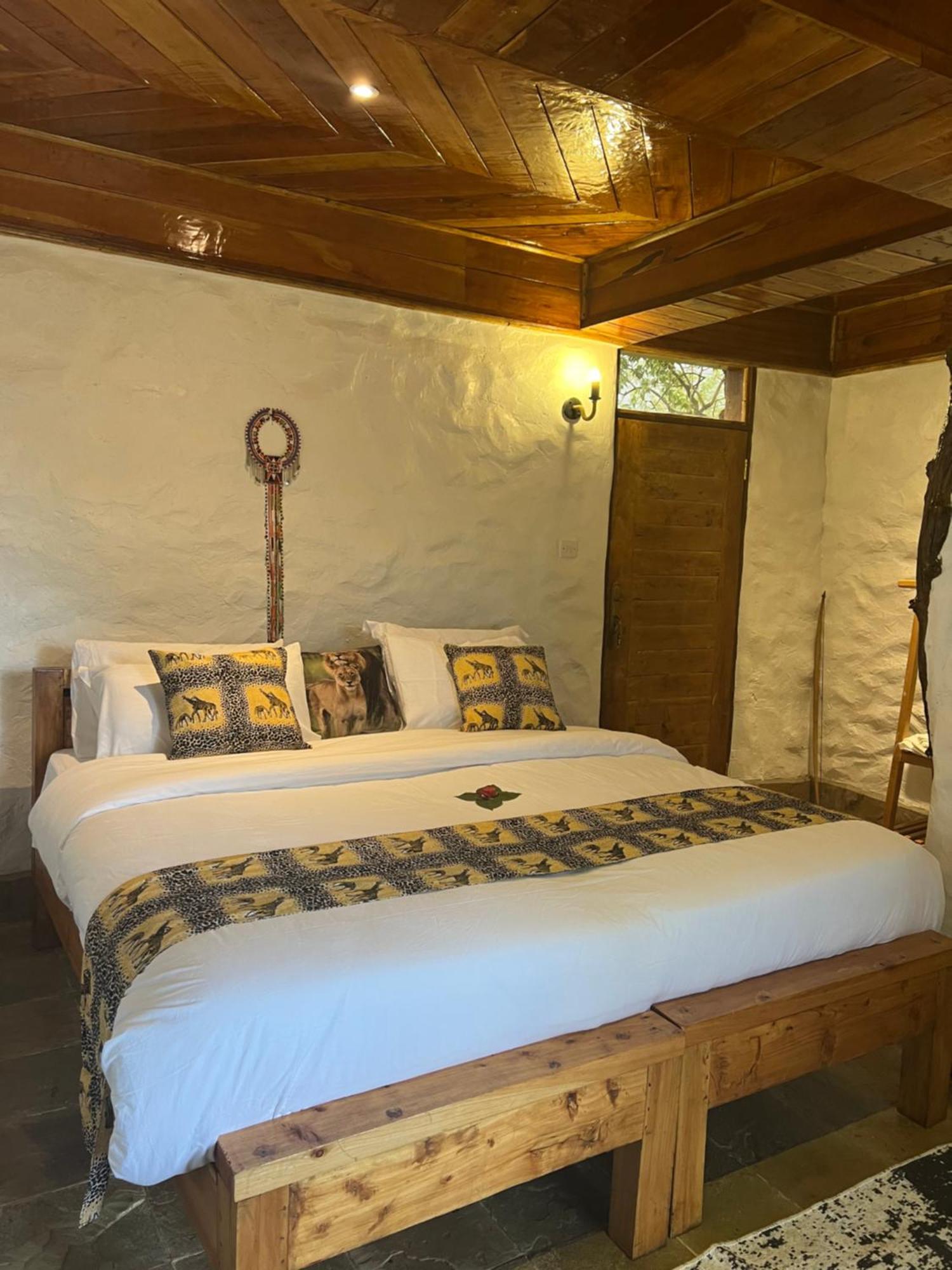 Olaloi Mara Camp Villa มาไซมารา ภายนอก รูปภาพ