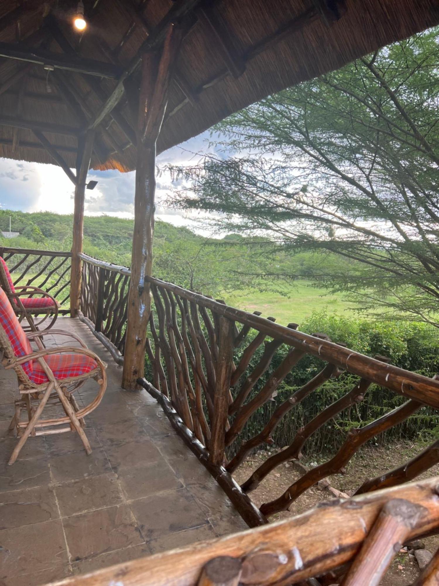 Olaloi Mara Camp Villa มาไซมารา ภายนอก รูปภาพ